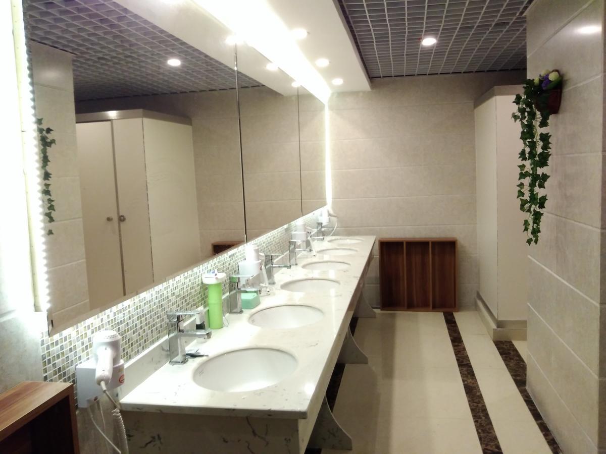 The Olive Tree Capsule Hostel Shenzhen Extérieur photo