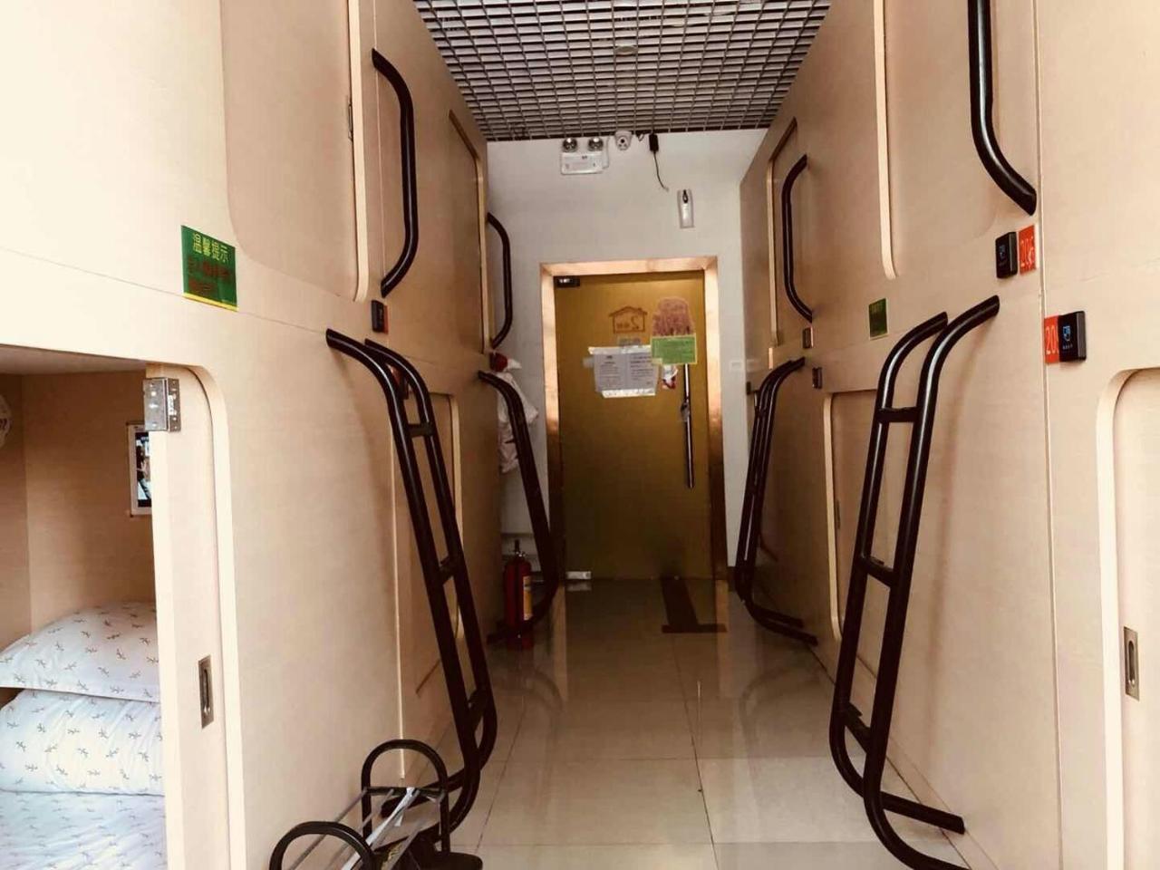 The Olive Tree Capsule Hostel Shenzhen Extérieur photo
