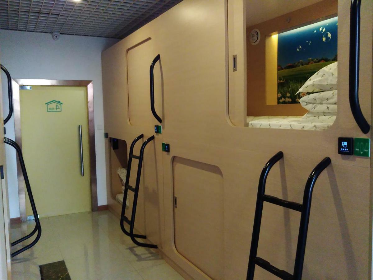The Olive Tree Capsule Hostel Shenzhen Extérieur photo