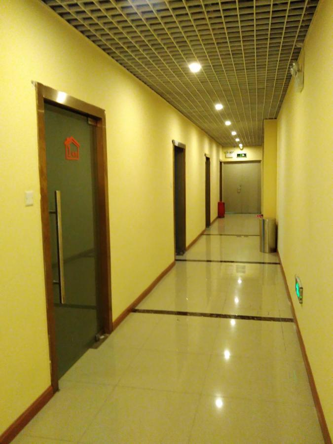 The Olive Tree Capsule Hostel Shenzhen Extérieur photo
