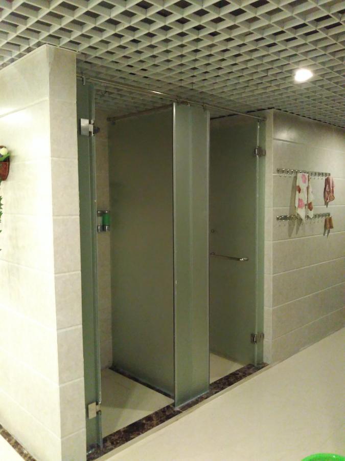 The Olive Tree Capsule Hostel Shenzhen Extérieur photo